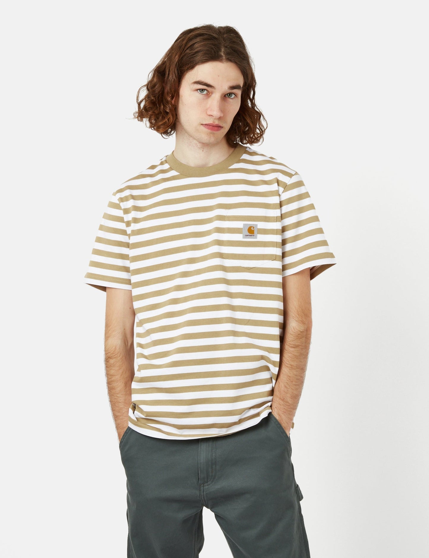 Scotty Gestreifte T-Shirt mit Brusttasche (regulär) – Ammonite Braun/Weiß